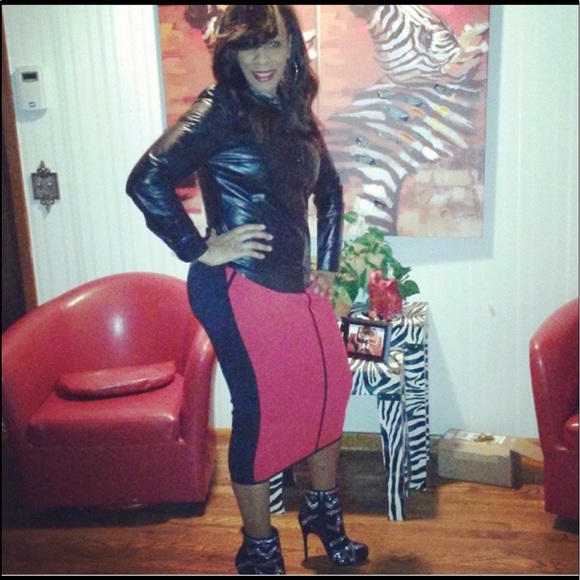 Shirt - Picture 3 of 3